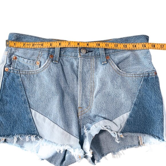 Levis 501 Patchwork Button Fly Jean Shorts Womens Size 28 Blue Western Cowgirl - Picture 14 of 14
